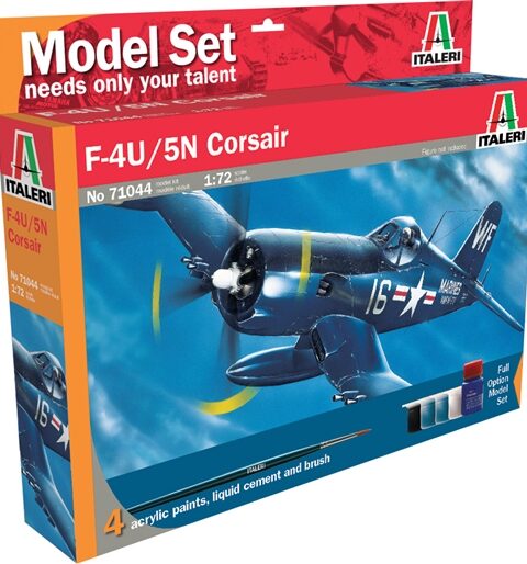 F4U-5N corsair model set italeri scala 1:72