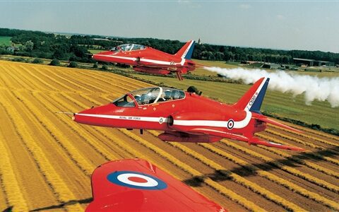 Hawk T.Mk.1 Red Arrows 1/48 italeri modellismo statico