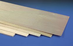 COMPENSATO DI BETULLA 0,4X300X600 MM
