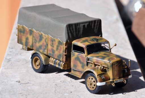 OPEL BLITZ- ITALERI 0216 - scala 1 : 35 - immagine 2