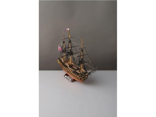 H.M.S. VICTORY, VELIERO ARTICOLO COREL SM101 SCALA 1:310