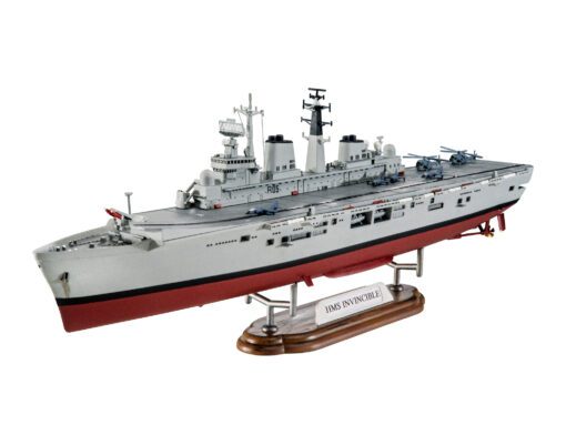 HMS Invincible (Falkland War) REVELL 05172 scala 1:700