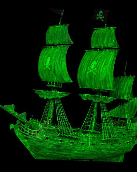 Ghost Ship REVELL 05435 scala 1:150
