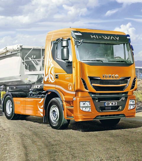 IVECO HI-WAY 480 E5 LOW ROOF scala 1:24 Italeri 3928