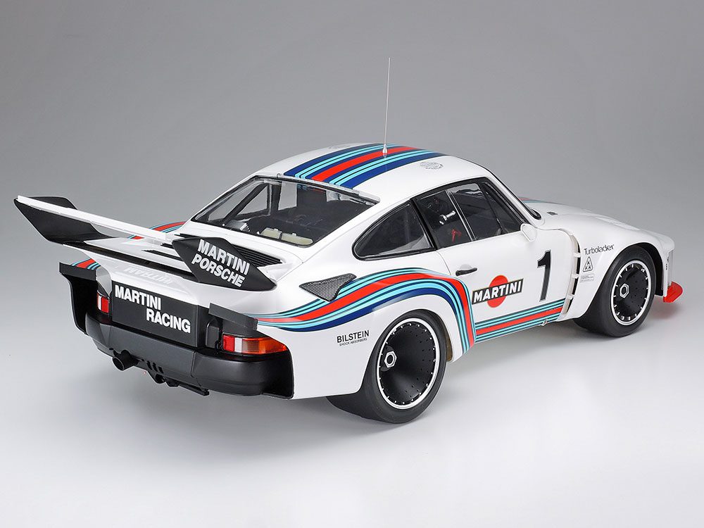 Porsche 935 Martini scala 1:12 Tamiya 12057 - immagine 3