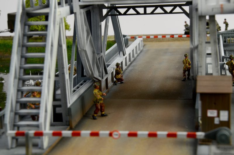 PEGASUS BRIDGE - D.Day 75°Ann.1944-2019 - BATTLE SET scala 1:72 ITALERI 6194 - immagine 5