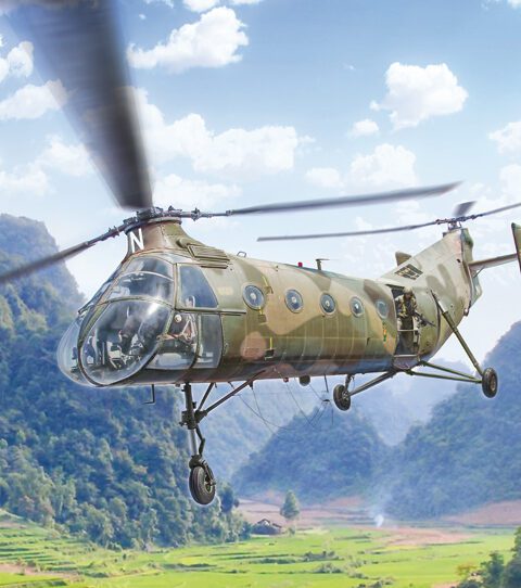 H-21C Flying Banana GunShip scala 1:48  ITALERI 2774