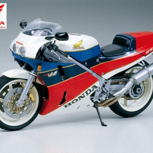 Honda VFR750R scala 1:12 Tamiya 14057