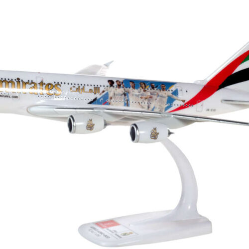 EMIRATES AIRBUS A380 "REAL MADRID (2018)" scala 1:250 HERPA HE612142