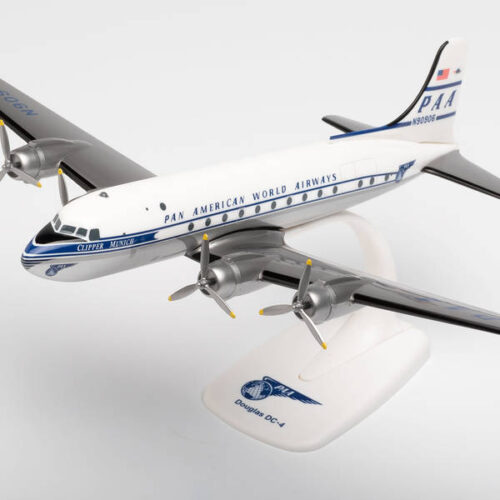 PAN AMERICAN WORLD AIRWAYS DOUGLAS DC-4 – N90906 „CLIPPER MUNICH“ scala 1:125 HERPA HE612784