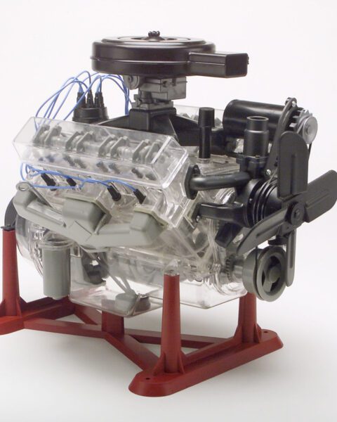 Visible V-8 Engine scala 1:4 REVELL 18883