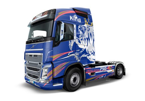 VOLVO FH4 Globetrotter Medium Roof scala 1:24 ITALERI 3942