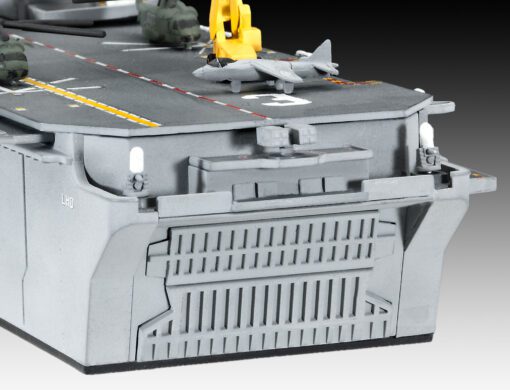 65178 - Set Modello Portaerei d'assalto USS WASP CLASS scala 1:700 REVELL - immagine 6
