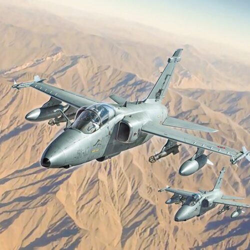 AMX Ghibli scala 1:72 ITALERI 1460 + COLLA OMAGGIO