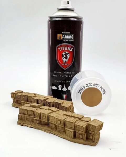 PRIMER SPRAY WOODEN DECK OPACO - 400ml Spray per plastica, metallo e resina TITANS HOBBY TTH118