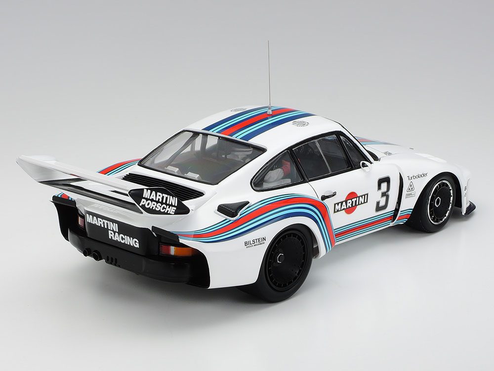 PORSCHE 935 MARTINI scala 1:20 TAMIYA 20070 + COLLA OMAGGIO - immagine 2