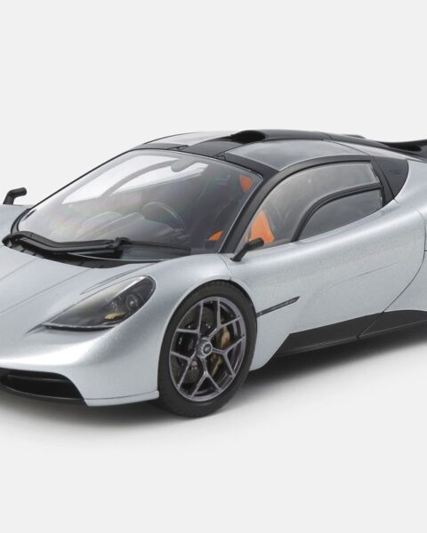24364 GMA T.50 (Gordon Murray Automotive Type 50) scala 1:24 Tamiya + COLLA OMAGGIO