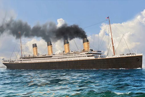 Titanic scala 1:700  HOBBY BOSS 83420 + COLLA OMAGGIO