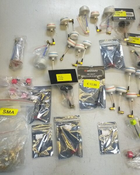 set Antenne 5.8 in blocco + connettori tipo sn