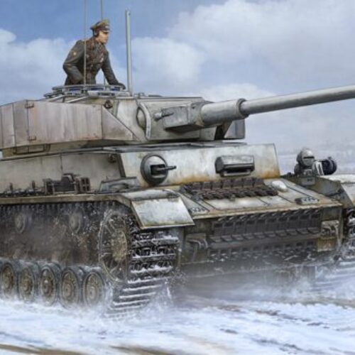 Trumpeter WWII German Medium Tank Pzkpfw IV Ausf.J 1/16