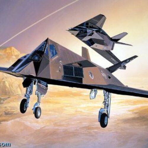 F-117A Nighthawk Stealth Fighter/Bomber, Academy 12475 – Caccia-Bombardiere USA | Scala 1:72