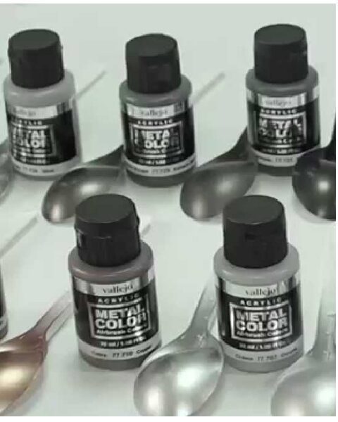 Colori acrilici vallejo Metal Color